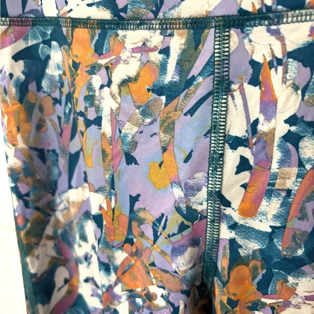Tek Gear Abstract Multicolor Leggings